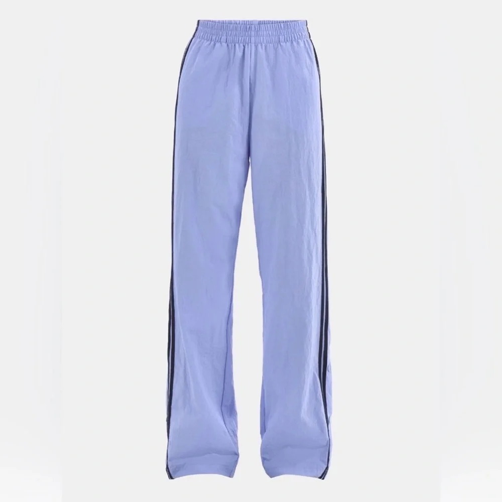 NWT • NO BOUNDARIES • Track Pants
Cornflower Blue • Y2K / size MEDIUM - Picture 2 of 10